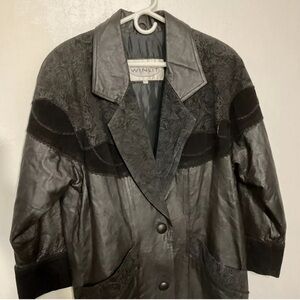 Western wear Winlit leather trench coat with stamped  leather size M long